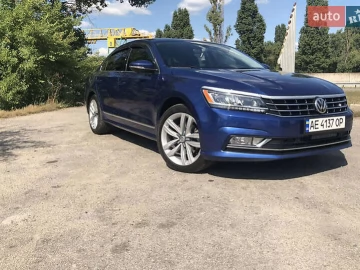 Авто Volkswagen Passat 2017 № 7742129