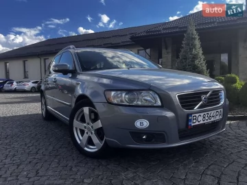 Авто Volvo V50 2008 № 7742235