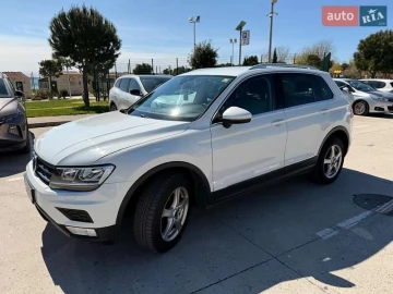 Авто Volkswagen Tiguan 2017 № 7742444