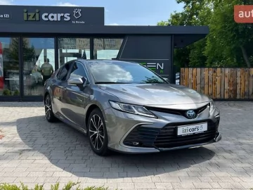 Авто Toyota Camry 2023 № 7742453