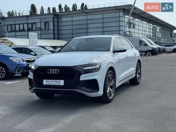 Авто Audi Q8 2019 № 7742464