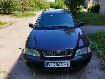 Авто Volvo V40 2001 № 7742488
