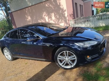 Авто Tesla Model S 2013 № 7742576