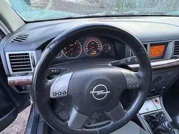 Авто Opel Vectra 2004 № 7742668
