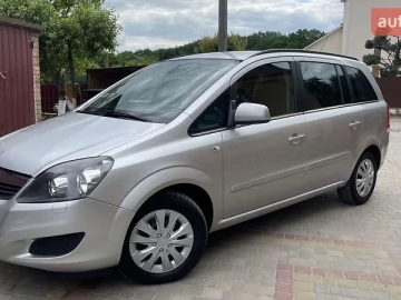 Авто Opel Zafira 2010 № 7742700