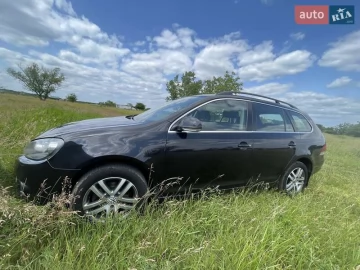 Авто Volkswagen Golf 2010 № 7742709