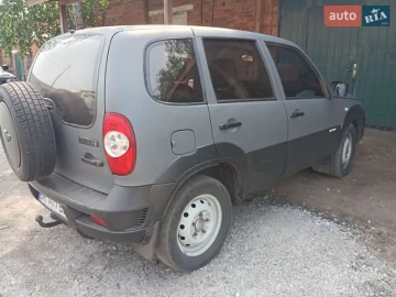 Авто Chevrolet Niva 2015 № 7742987