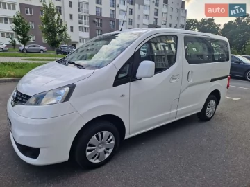 Авто Nissan Nv200 2014 № 7743073