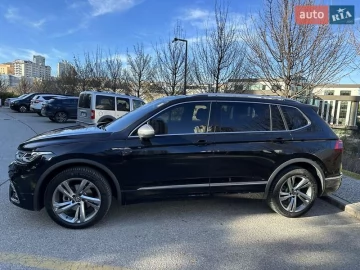 Авто Volkswagen Tiguan 2022 № 7743272