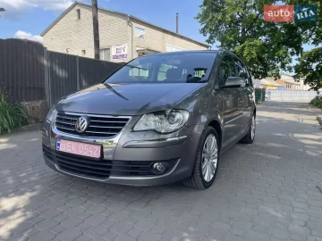 Авто Volkswagen Touran 2007 № 7743399