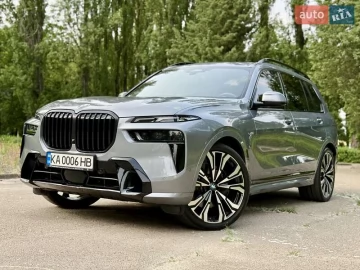 Авто BMW X7 2023 № 7743446