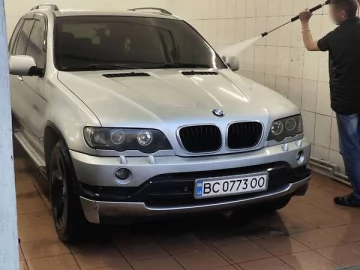 Авто BMW X5 2002 № 7743455