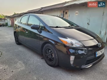 Авто Toyota Prius 2014 № 7743465
