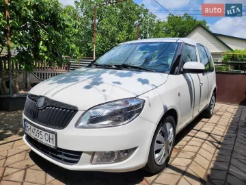 Авто Skoda Roomster 2010 № 7743554