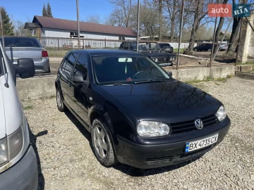 Авто Volkswagen Golf 2000 № 7743663