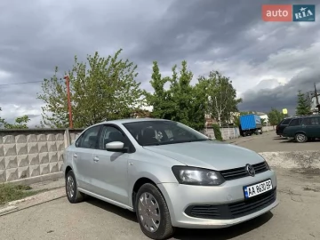 Авто Volkswagen Polo 2012 № 7743675