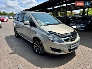 Авто Opel Zafira 2010 № 7743814