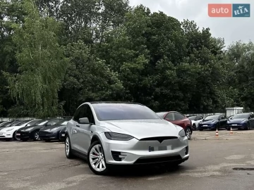Авто Tesla Model X 2016 № 7744036