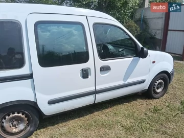 Авто Renault Kangoo 2000 № 7744060