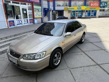 Авто Toyota Camry 2000 № 7744084