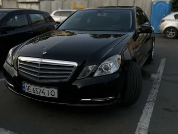 Авто Mercedes E-Class 2012 № 7744160