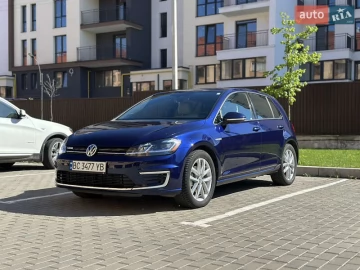 Авто Volkswagen E-Golf 2017 № 7744182