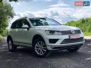 Авто Volkswagen Touareg 2016 № 7744227