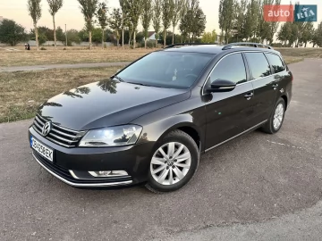 Авто Volkswagen Passat 2012 № 7744391