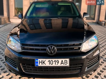 Авто Volkswagen Touareg 2013 № 7744435