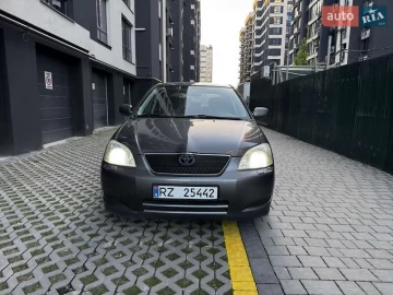 Авто Toyota Corolla 2004 № 7744496