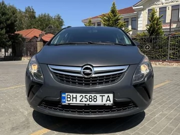 Авто Opel Zafira Tourer 2013 № 7744622