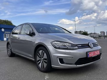 Авто Volkswagen E-Golf 2017 № 7744663