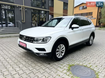Авто Volkswagen Tiguan 2018 № 7744684