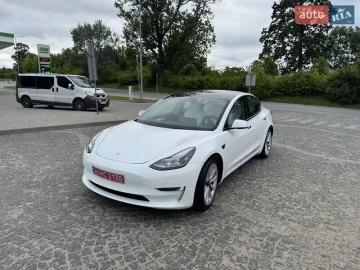 Авто Tesla Model 3 2022 № 7744723