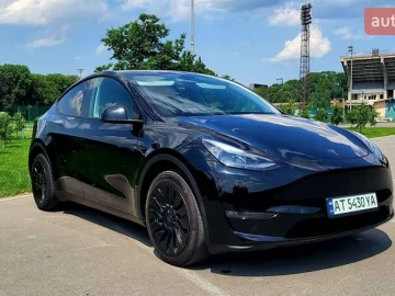 Авто Tesla Model Y 2023 № 7744748