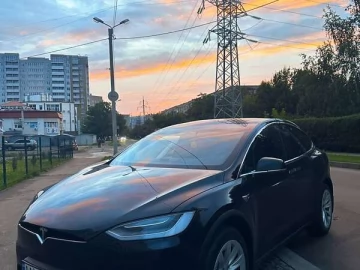 Авто Tesla Model X 2017 № 7745024