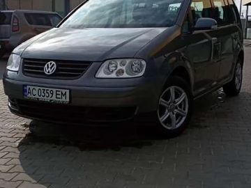 Авто Volkswagen Touran 2004 № 7745102