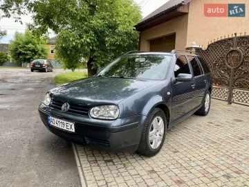 Авто Volkswagen Golf 2001 № 7745447