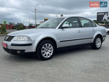 Авто Volkswagen Passat 2003 № 7745520