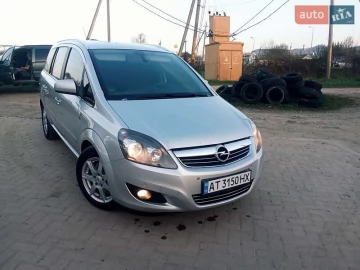 Авто Opel Zafira 2010 № 7745581