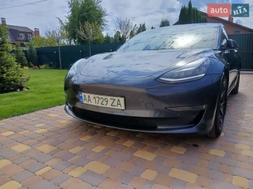 Авто Tesla Model 3 2019 № 7745742