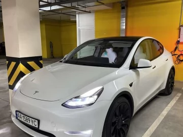 Авто Tesla Model Y 2021 № 7745786