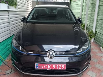 Авто Volkswagen E-Golf 2016 № 7746186