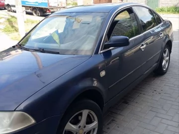 Авто Volkswagen Passat 2003 № 7746228