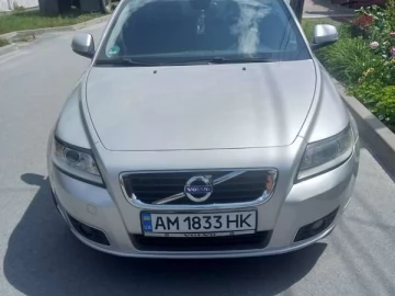Авто Volvo V50 2010 № 7746254