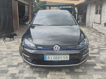 Авто Volkswagen E-Golf 2014 № 7746267
