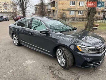Авто Volkswagen Passat 2017 № 7746273