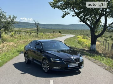 Авто Skoda Superb 2019 № 7746418