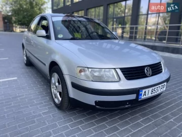 Авто Volkswagen Passat 1999 № 7746484