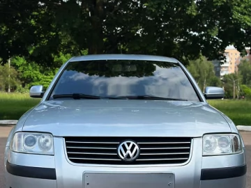Авто Volkswagen Passat 2000 № 7746489